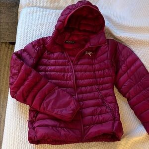 Arc’teryx Magenta Women’s Puffy Coat
